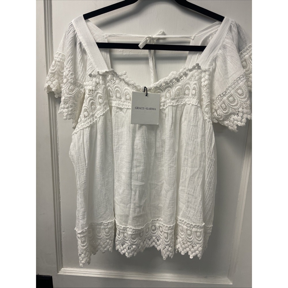 Grace + Karma Women's Medium Boho Laced White Short Sleeve Shirt NWT